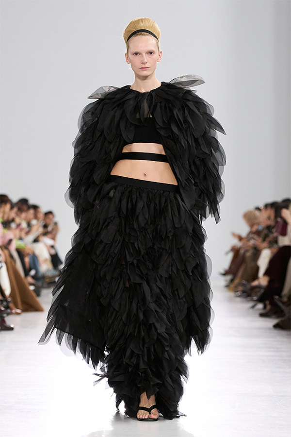 Max Mara Spring/Summer 2026 Fashion Show - Black Look with Jacket and Skirt with detailing.