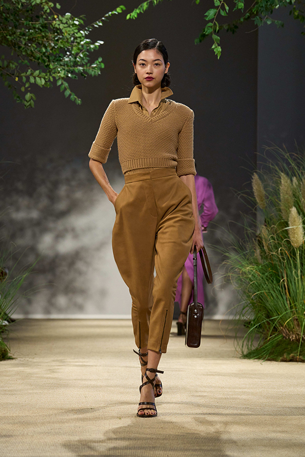 Spring Summer 2024 Fashion Show An Army Of Women Max Mara